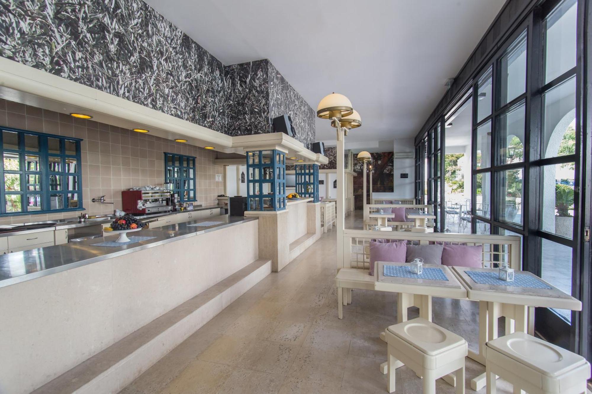Aleksandar Hotel 4*