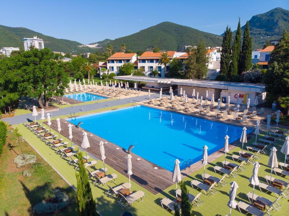Aleksandar 4*