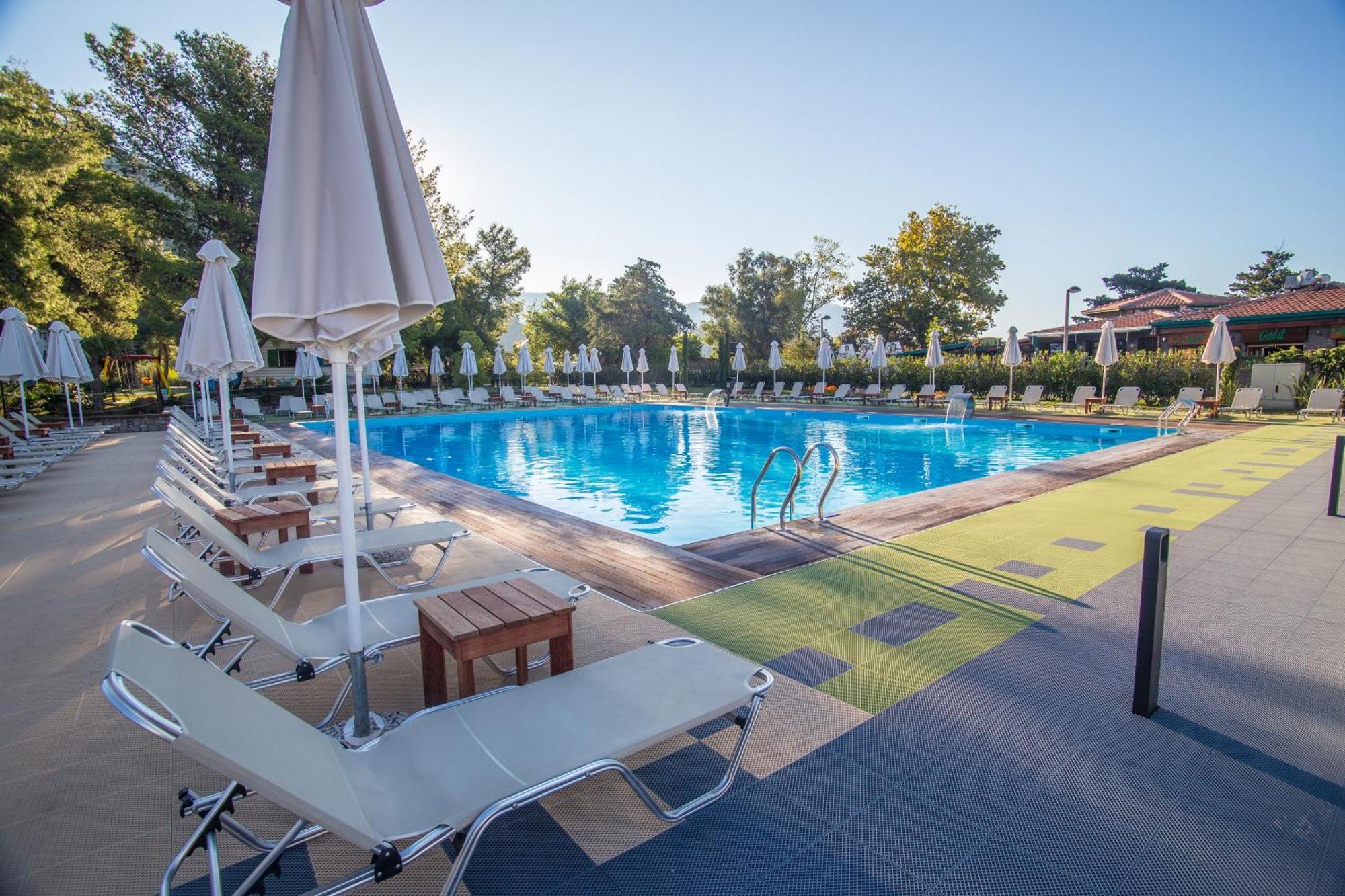 Otel Aleksandar