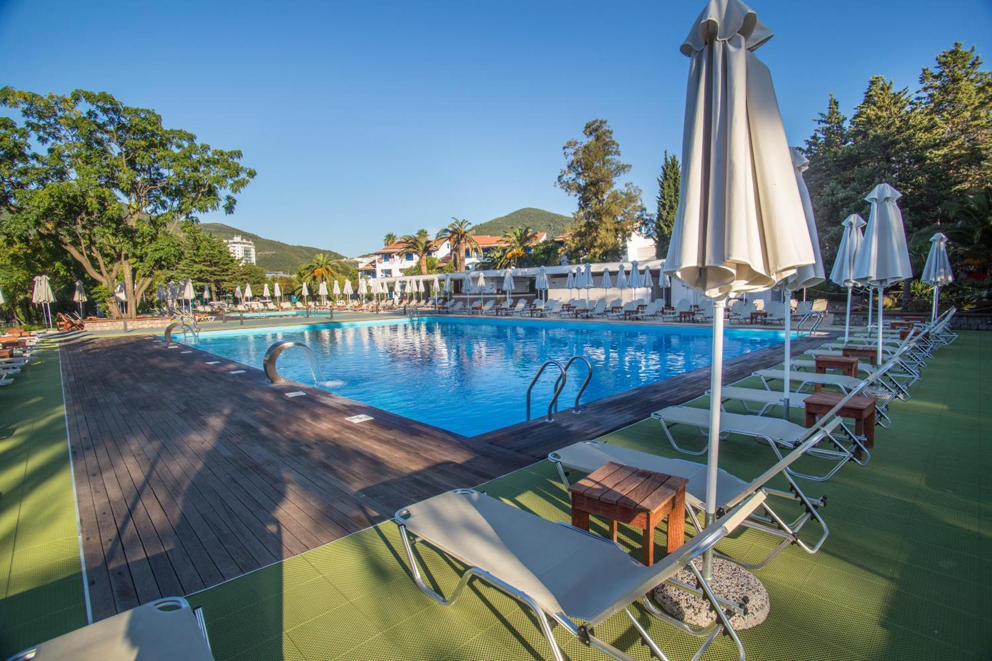 Aleksandar Otel Budva