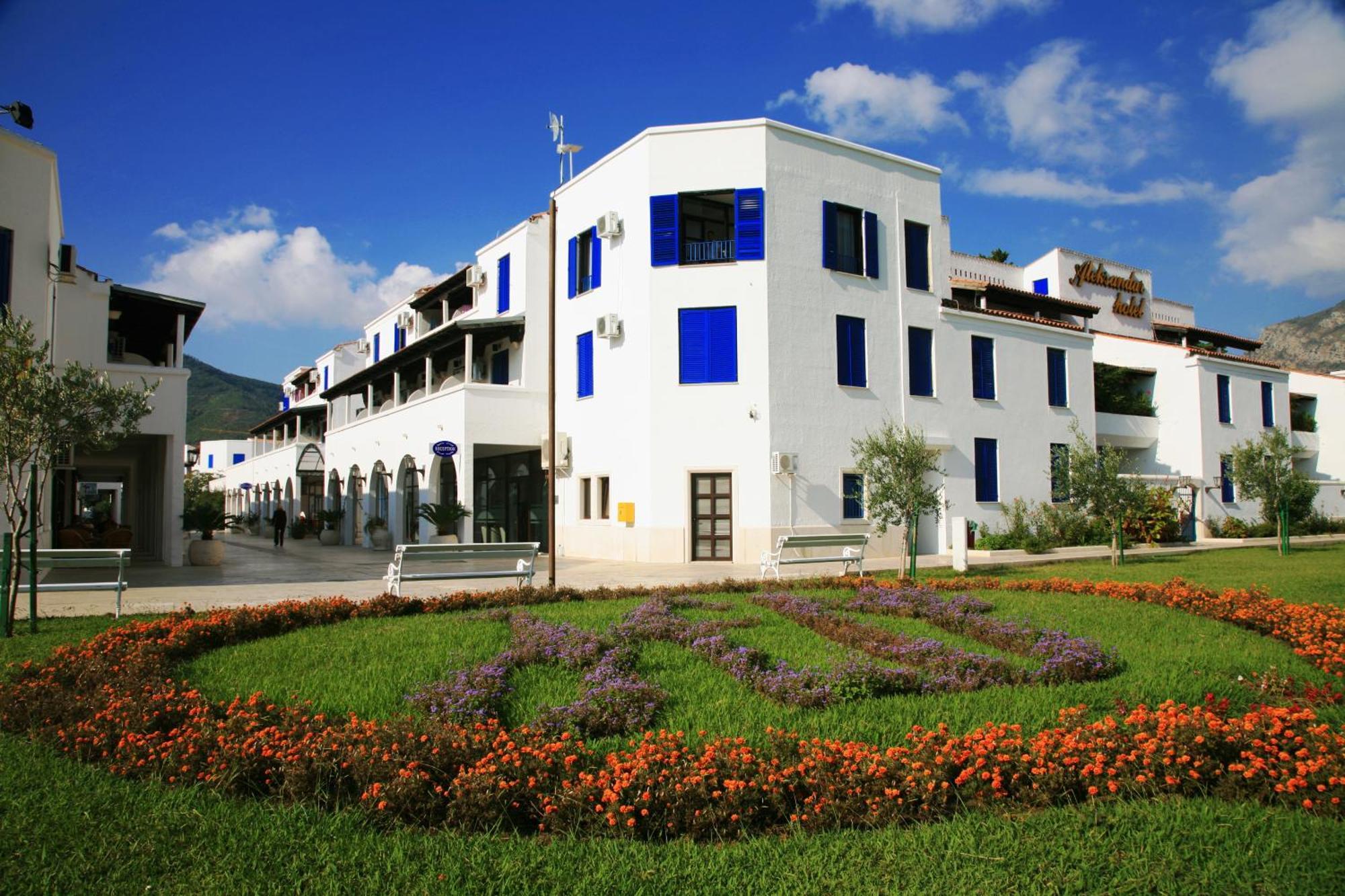 Aleksandar Otel Budva
