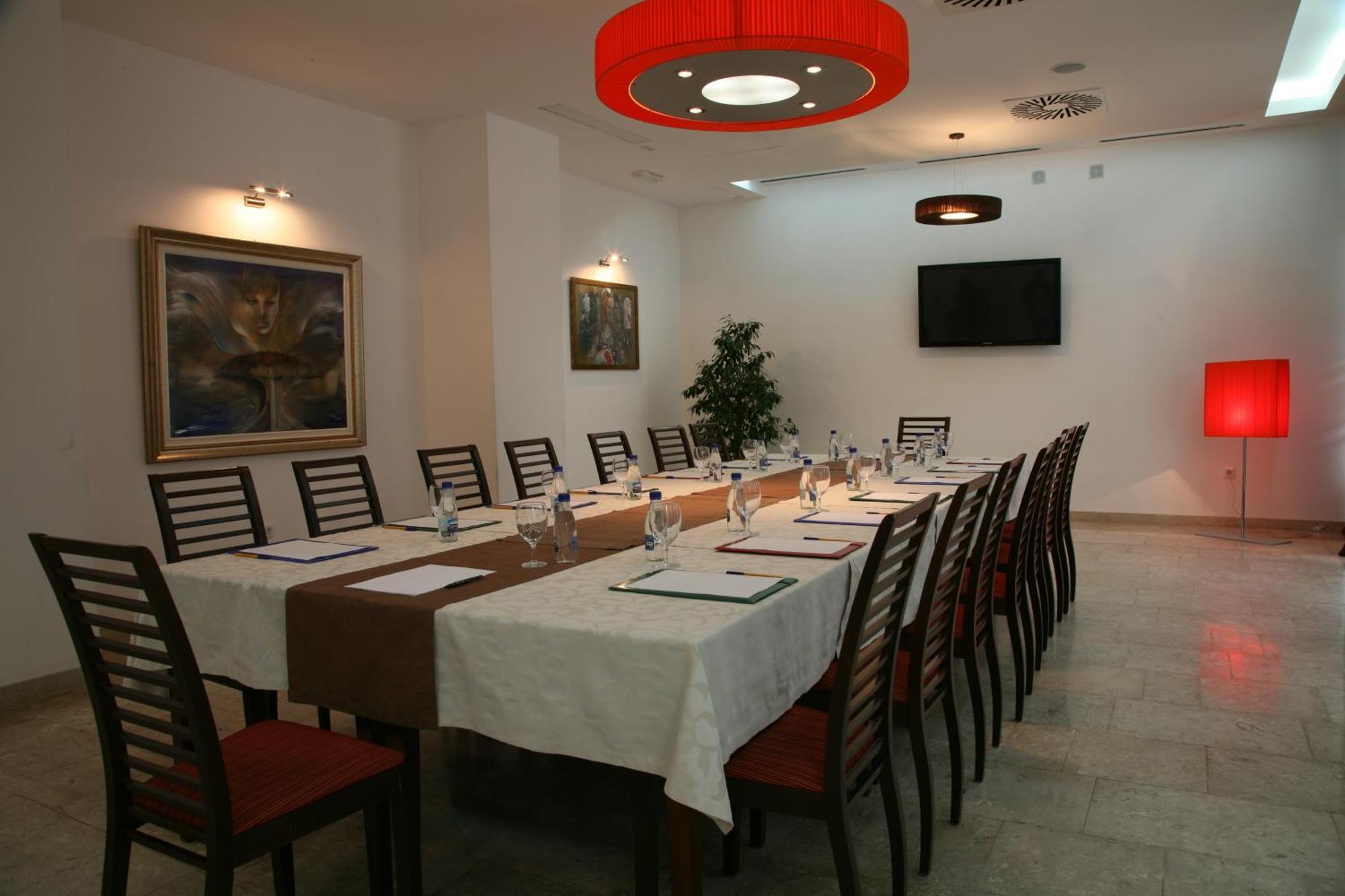 Otel Aleksandar 4*